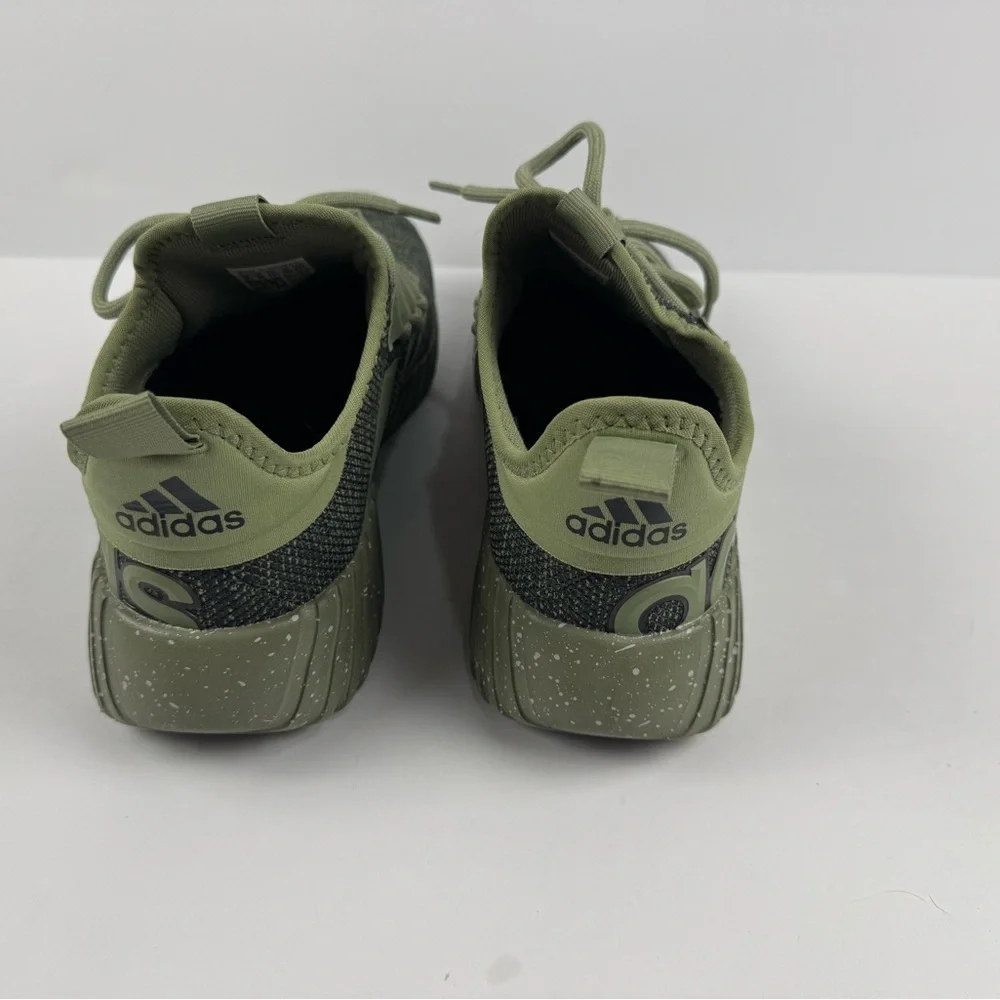 Men’s Adidas Kaptir 3.0 wide athletic shoe size 10.5